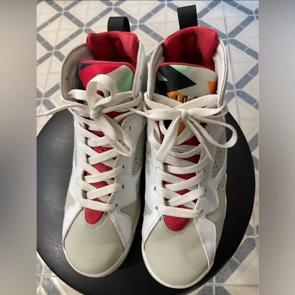 Air Jordan 7 Retro “Hare” Sneakers - Picture 5 of 7